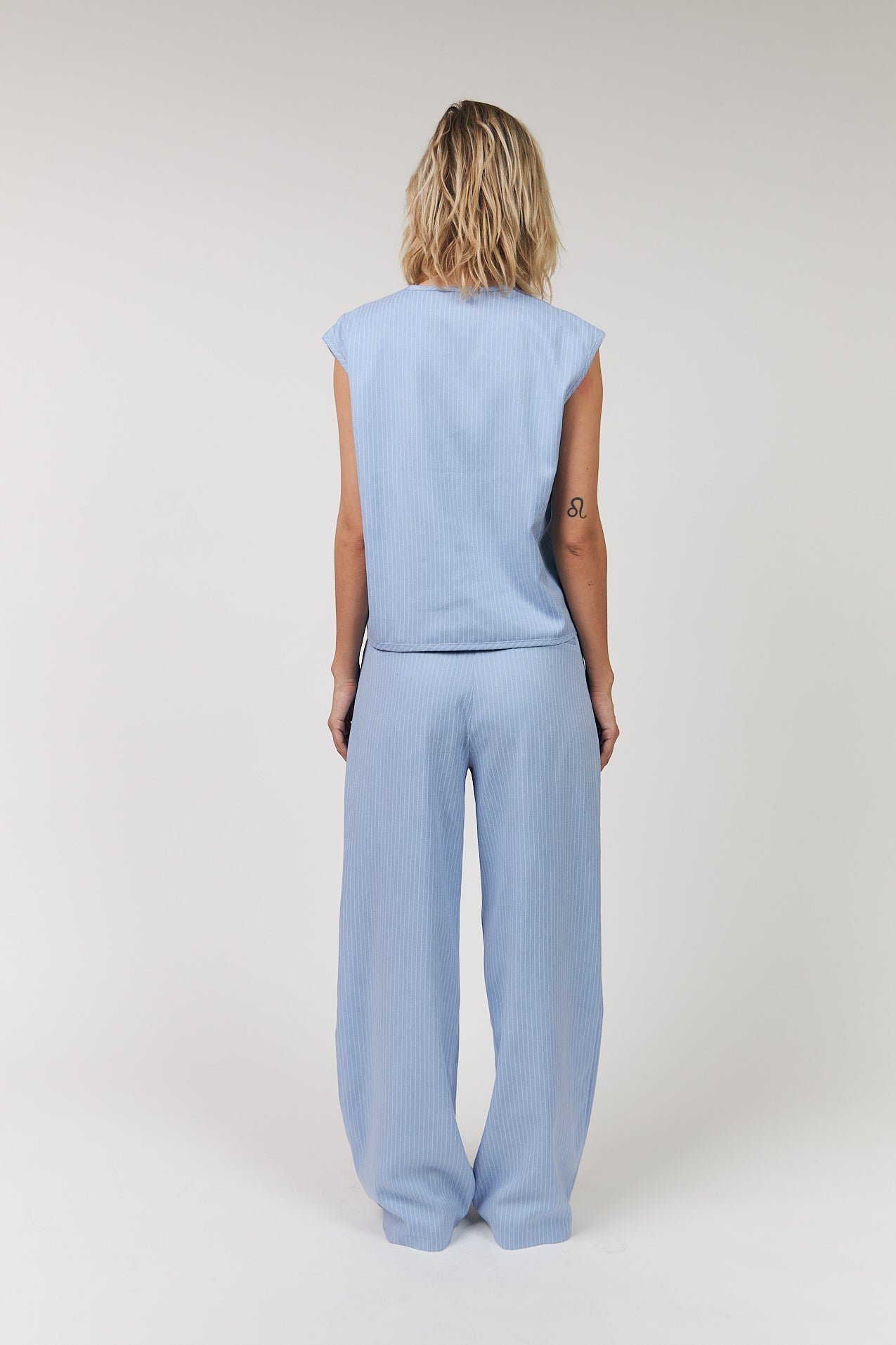 AbbeyLL Weste - Light Blue