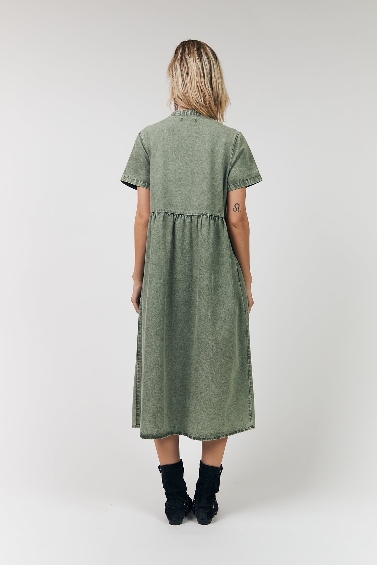 Lollys Laundry AliyaLL Midi Kleid Dress Gedämpftes Grün