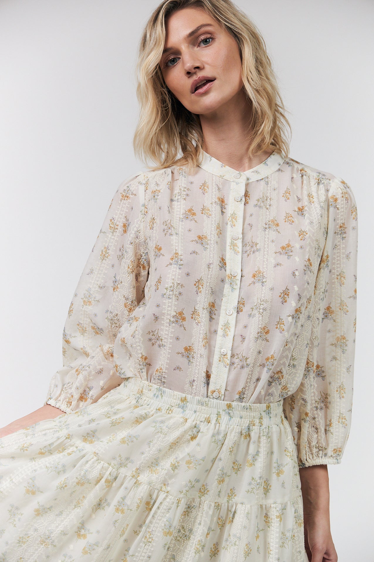 JuneLL Hemdbluse - Creme