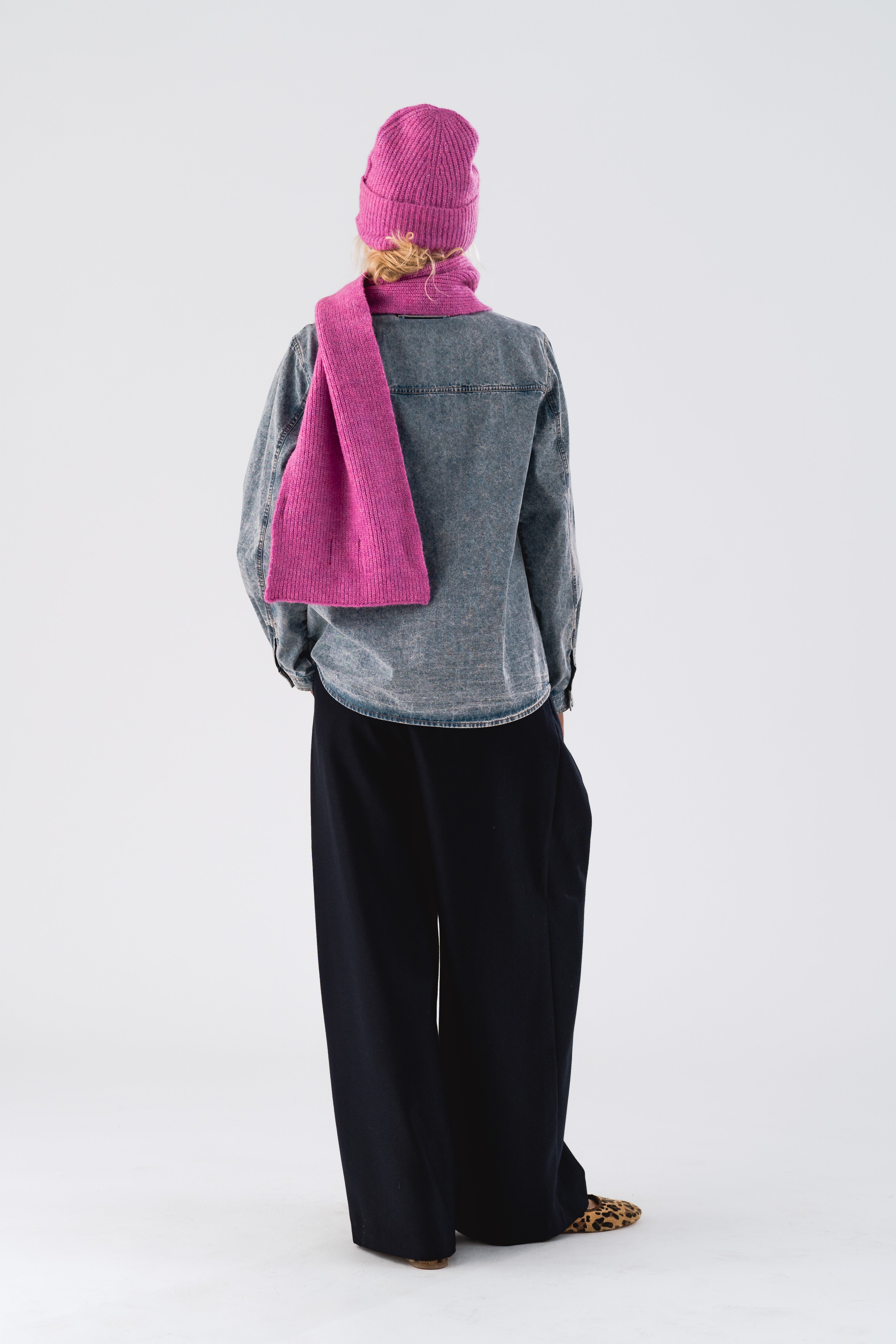 MountainLL Scarf - Neon Pink