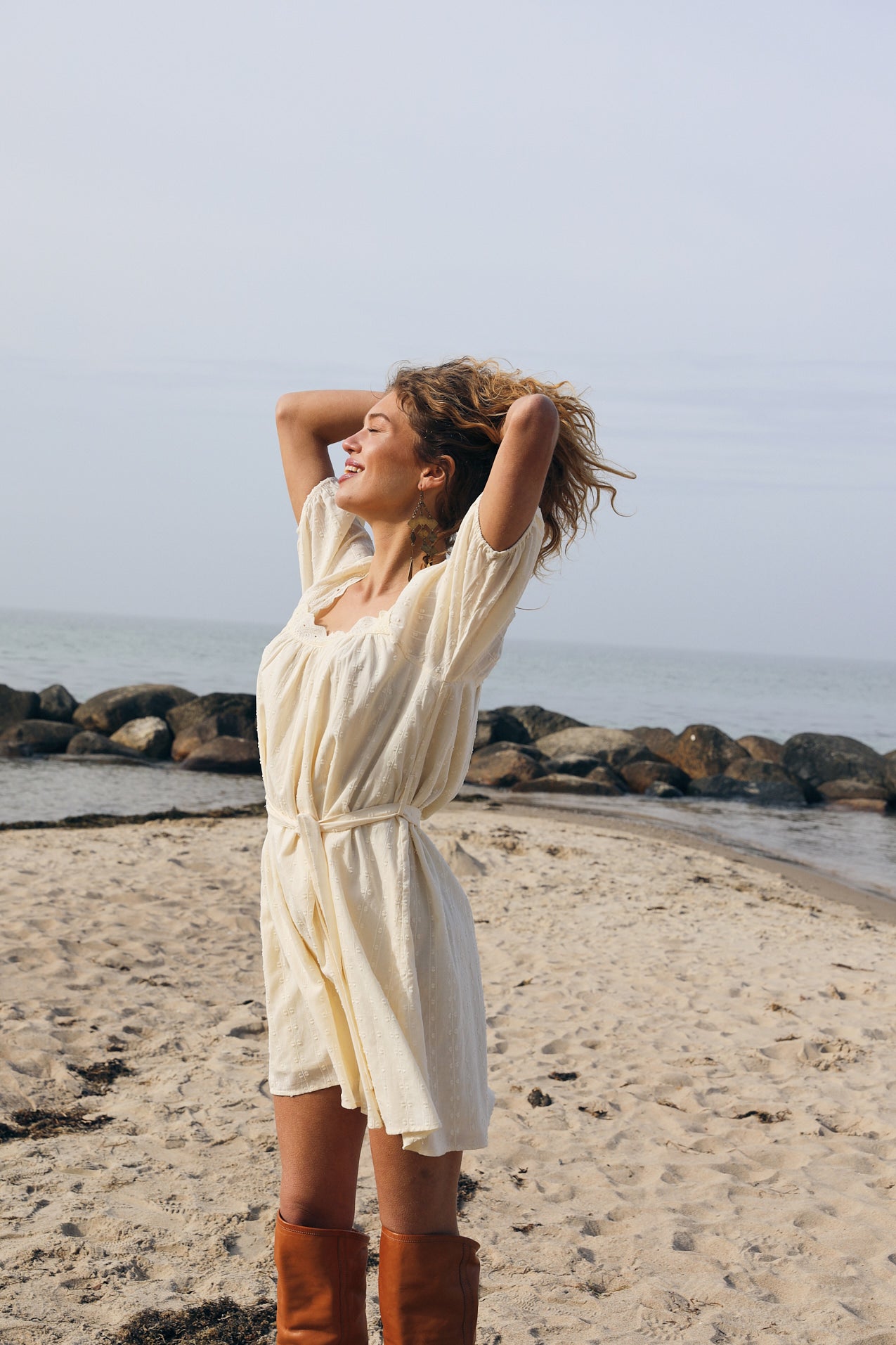 SasharLL kurzes Kleid - Creme