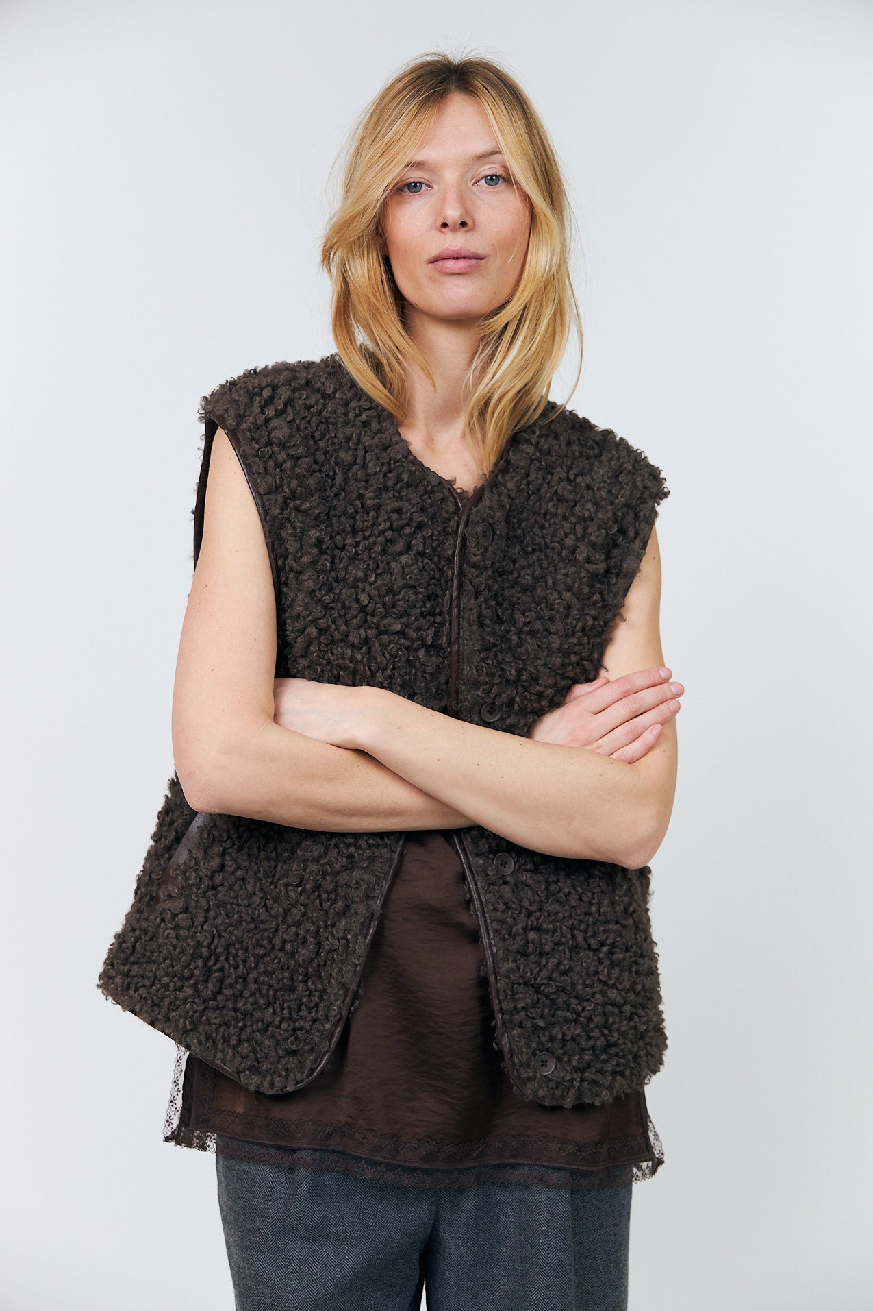 Lollys Laundry VadaLL Weste Vest Dunkelbraun