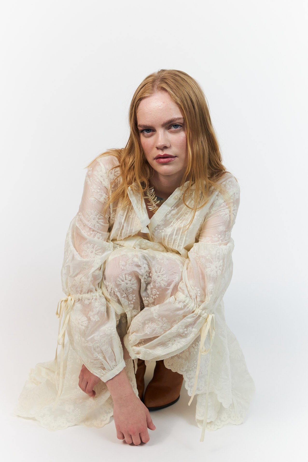 AlannaLL Midi Kleid - Creme