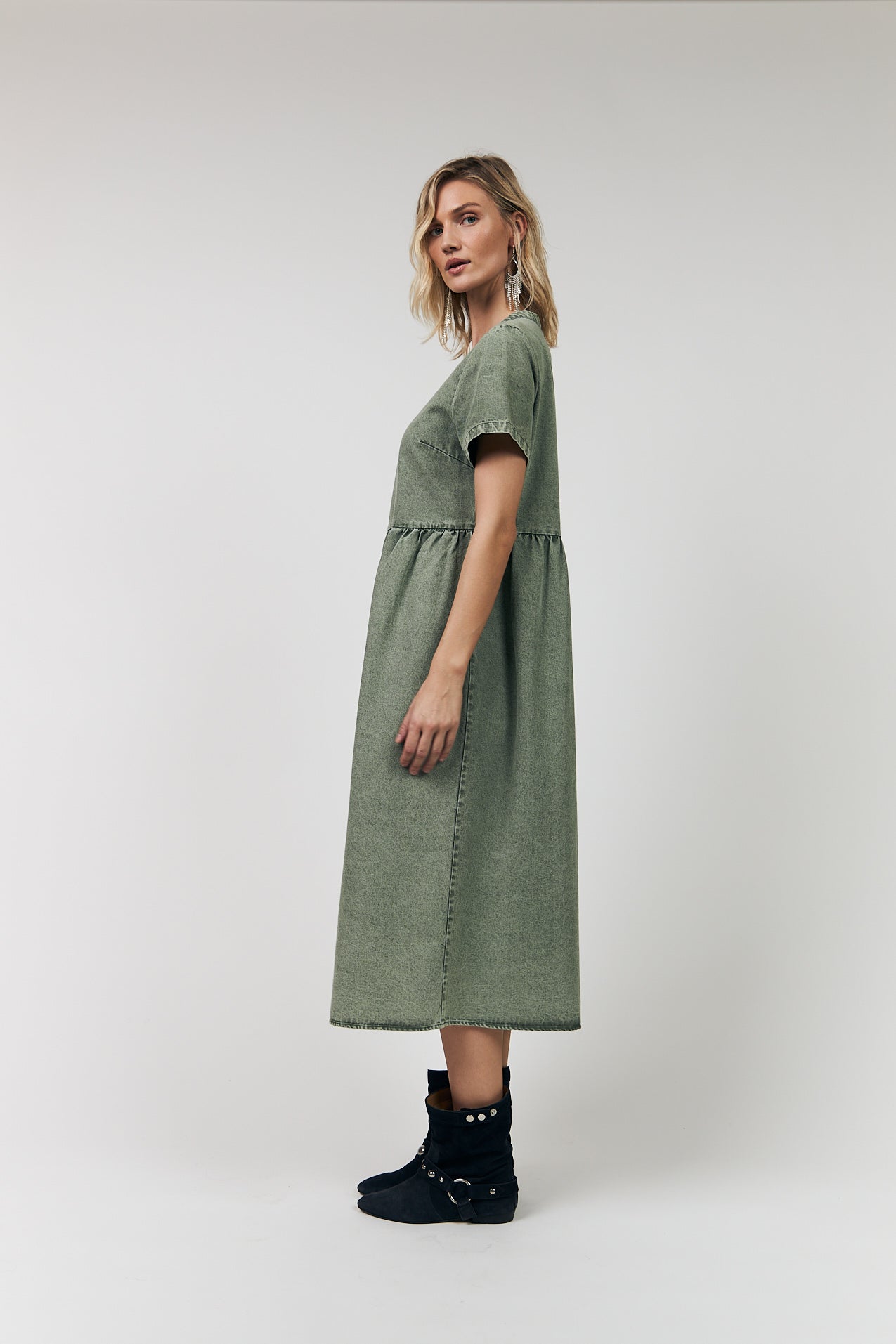 Lollys Laundry AliyaLL Midi Kleid Dress Gedämpftes Grün