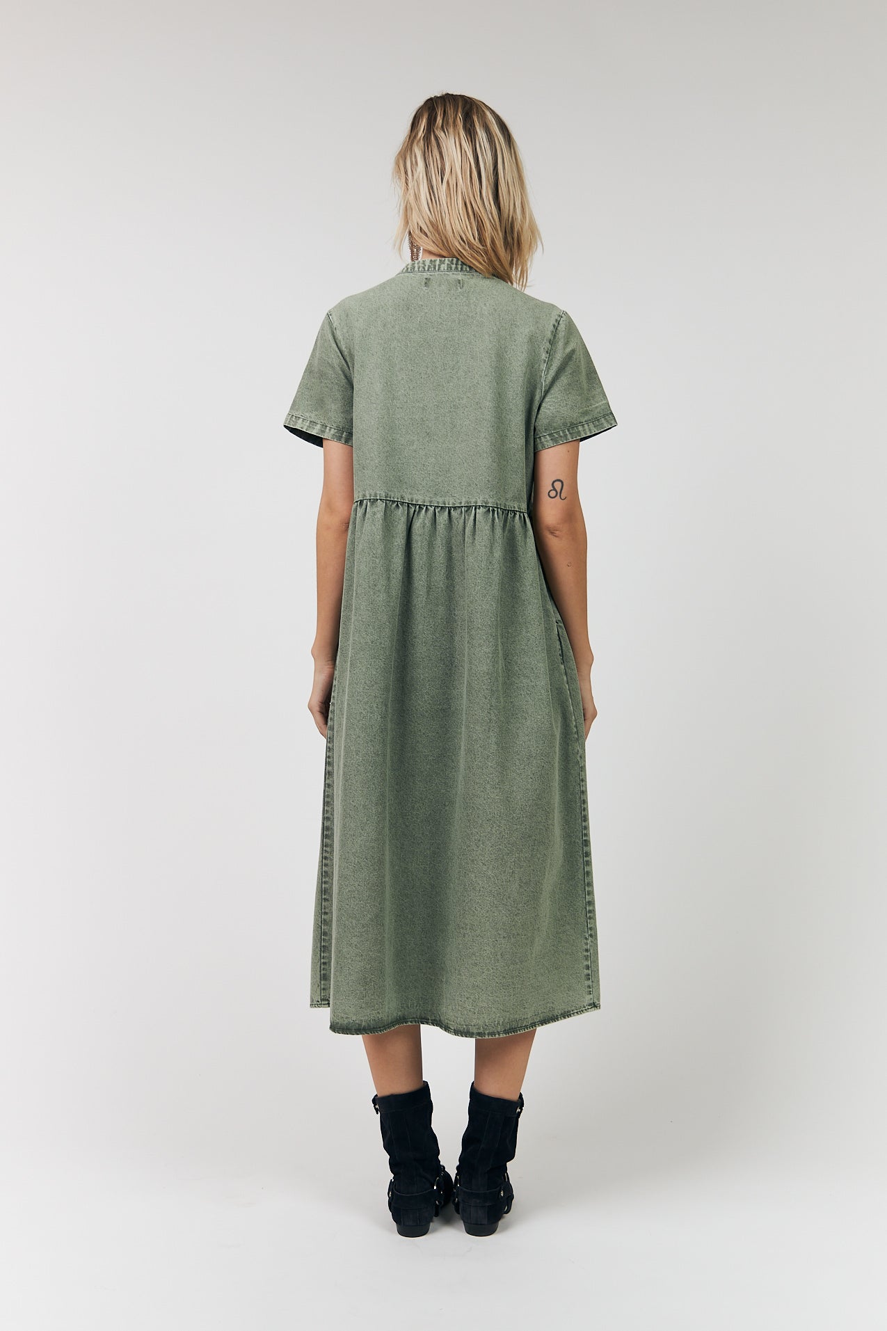Lollys Laundry AliyaLL Midi Kleid Dress Gedämpftes Grün