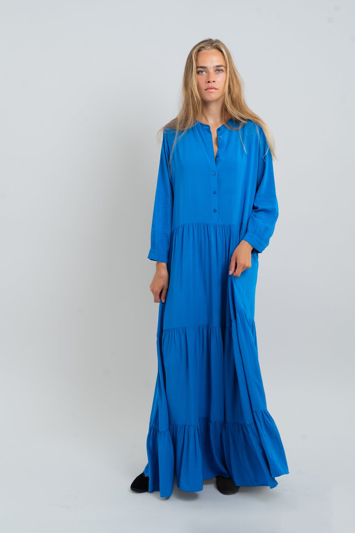 Lollys Laundry NeeLL Maxi Dress LS Dress Blau