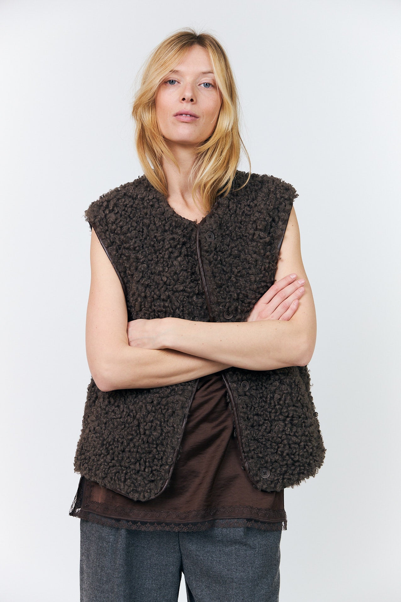 Lollys Laundry VadaLL Weste Vest Dunkelbraun